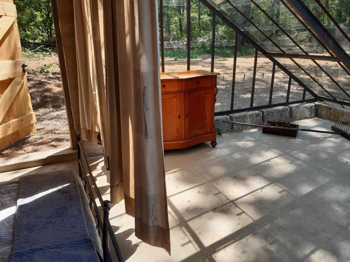 Natuurslaapkamer De Zaadeest Boskamer Lomm Extérieur photo