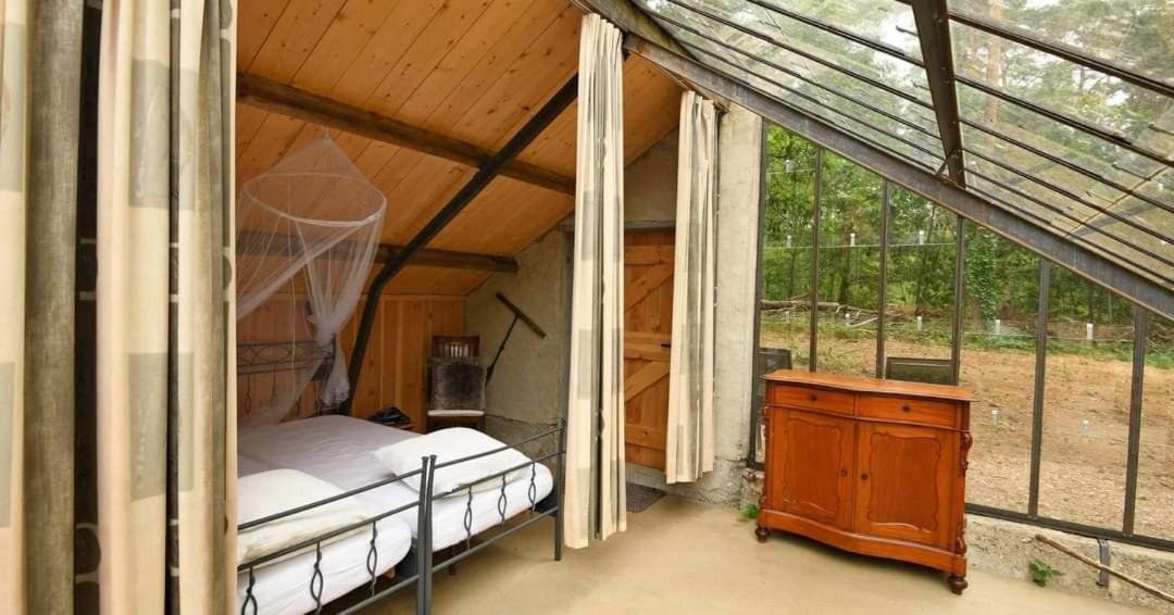 Natuurslaapkamer De Zaadeest Boskamer Lomm Extérieur photo